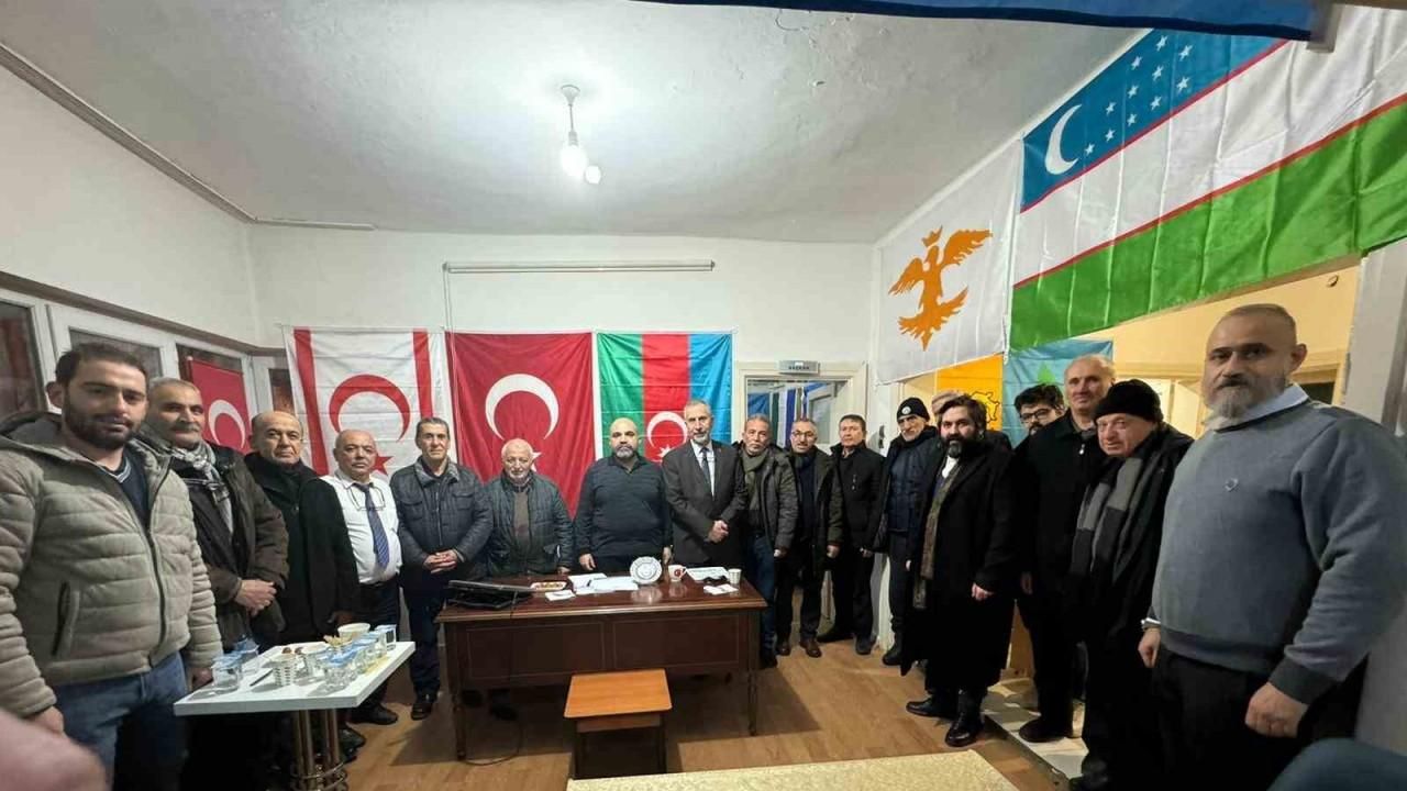Eskişehir'de ‘Kutadgu Bilig’den yerel yöneticilere tavsiyeler’ konferansı