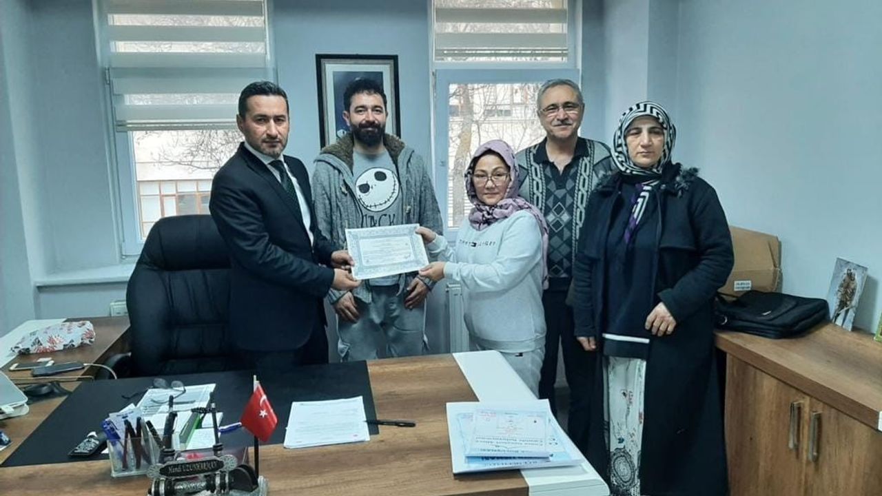 Moğolistan vatandaşı Eskişehir’de Müslüman oldu
