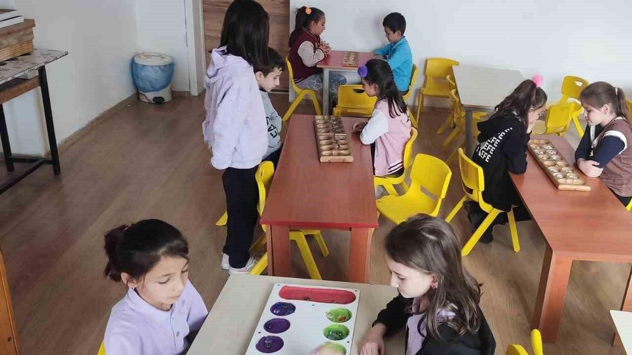 Hisarcık Atatürk İlkokulunda Akıl ve Zeka Oyunları kursu