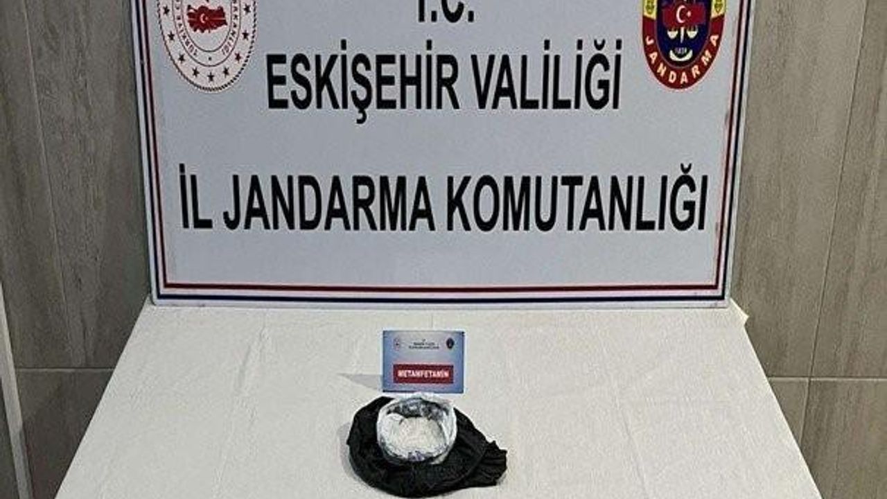 İstanbul’dan getirip Eskişehir'de satıyorlardı: Yakalandılar