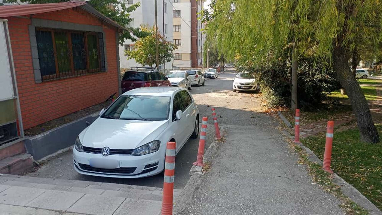 Eskişehir'de yaya yolu ihlalleri tepki çekiyor!