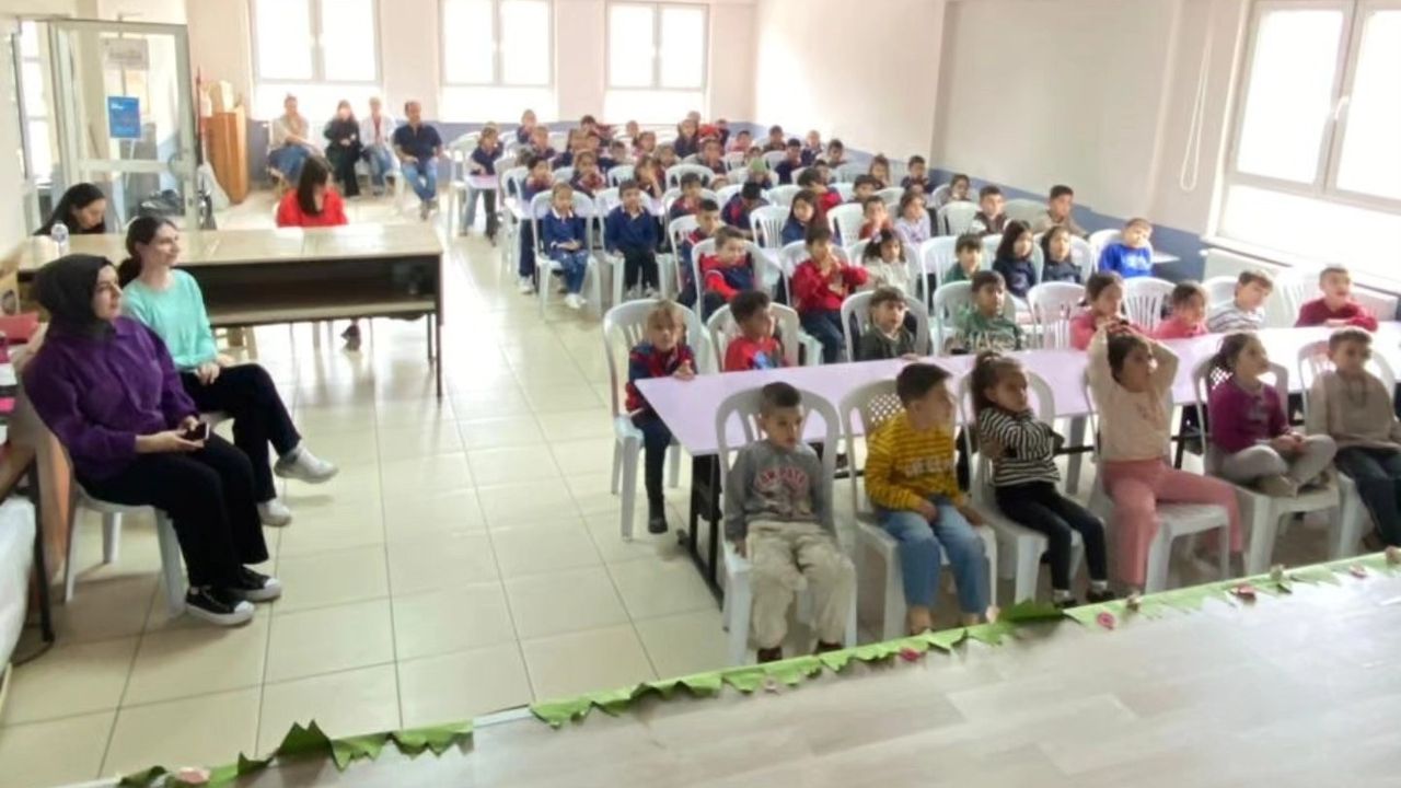 Kütahya’da minik öğrencilere afet ve 112 eğitimi