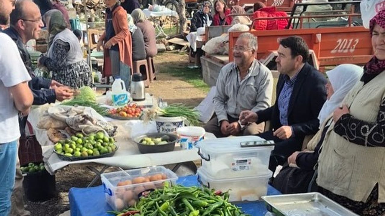 Vali Musa Işın Sofuköy pazarında vatandaşlarla buluştu