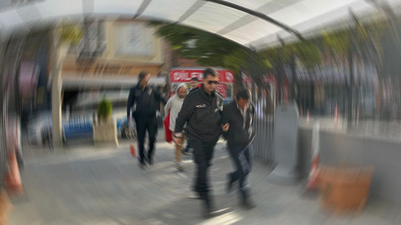 Eskişehir'e geliyordu, 16 yaşındaki kız otobüste dehşeti yaşadı