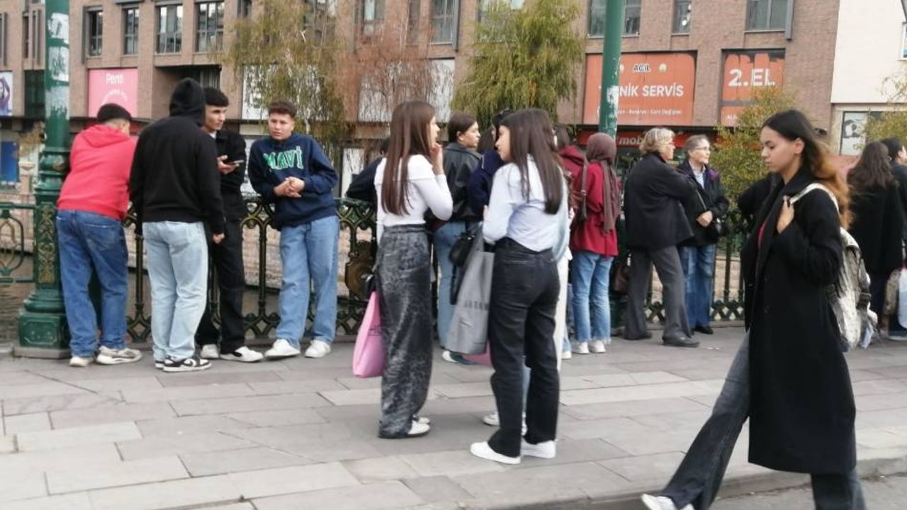 Eskişehir'in soğuk havası turistleri durdurmuyor
