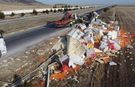 Afyon'da tır devrildi: 27 ton havuç ziyan oldu!