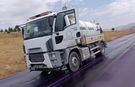 Afyon'da bu yolu kullanan araçlar mora boyandı