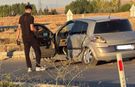 Eskişehir’de kavşakta iki araç çarpıştı
