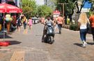 Eskişehir'de trafiğe kapalı caddelerde motosiklet tehlikesi