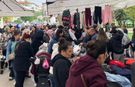 Eskişehir’de pazarda yoğunluk: Sabahın erken saatlerinde akın ettiler