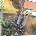 Bilecik'te yoldan çıkan araç  4,5 metreden uçtu!