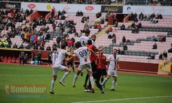 Eskişehirspor Ankara TKİ maçında 3 puanı kaçırdı