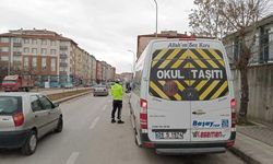 Eskişehir'de polis ve jandarmadan okul servislerine denetim