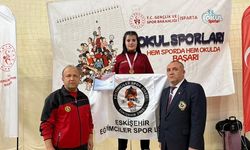 Eskişehirli sporcular dereceler ile kente döndüler