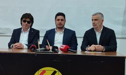 Eskişehirspor'da yeni Teknik Direktör ile imzalar atıldı