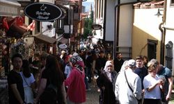 Turist akınları Eskişehir esnafına can suyu oldu