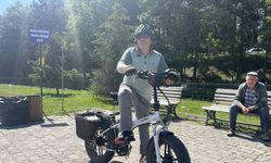 Eskişehir'de emekli asker sokak hayvanları için pedal çeviriyor