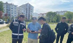 Eskişehir polisi parklarda 33 şüpheliyi sorguladı