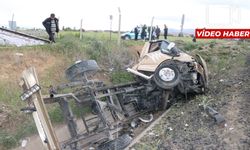 Korkunç kaza! Eskişehir treni kamyonete çarptı: 1 ağır yaralı