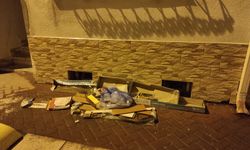 Eskişehir'de vatandaş kaldırıma atılan çöplerden mağdur