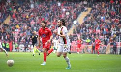Eskişehirsporlu futbolcudan büyük jest: Siliyorum!