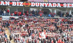 Eskişehirspor taraftarını heyecan sardı