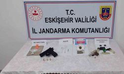 Eskişehir'de jandarmadan uyuşturucu operasyonları