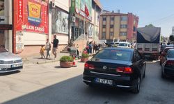 Eskişehir'de araç yoğunluğu trafiği kitledi