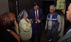 Başkan Kahveci yangın mağduru aileyi yalnız bırakmadı