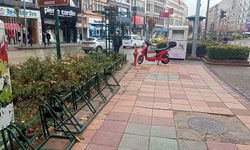 Eskişehir'de motosikletlilerin park sorunu devam ediyor...