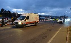 Ambulans ile otomobil kazaya karıştı: 1 yaralı!