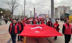 Eğitim İş'ten Eskişehir'de "Cumhuriyet ve Emek Yürüyüşü"