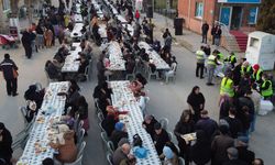 Tepebaşı Belediyesi bu kez Muttalip Mahallesi'de iftar programı düzenledi