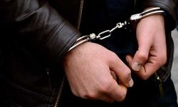 Eskişehir'de aranan suçlu devriyeye takıldı