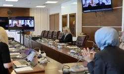 Bakan Göktaş'tan üniversiteli gençlere destek