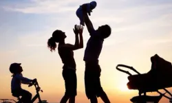 Türkiye’de aile yapısı değişiyor: Haneler küçülüyor
