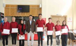 Hisarcık’ta başarılı öğrenciler ödüllendirildi