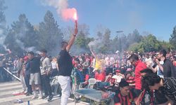 Eskişehir tek yürek oldu, ekrana kilitlendi