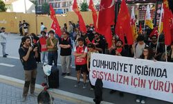 Eskişehir'de TKP’li gençlerden pankartlı yürüyüş