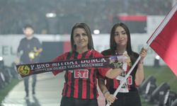 Eskişehirspor kutlamalarında herkesi ağlatan an!