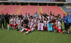 Formanın ağırlığını bilen bir futbolcu grubu