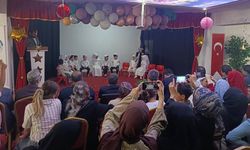 Eskişehir'de Minik Kur’an Kursu öğrencilerinden renkli yılsonu programı