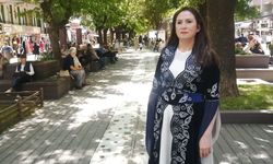Eskişehir'de 24 yıllık öğretmenden "hakaret" protestosu!