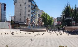 Köprübaşı’ndaki at heykeli ve çevresi bakımsızlıkla gündemde