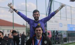 10 maçta kaleyi gole kapattı