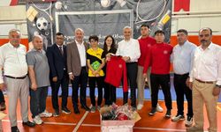 Kütahya’nın ilçelerinde 42 okula spor malzemesi desteği
