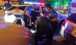 Eskişehir'de polisin zorlu gecesi: Satırla dehşet saçtı