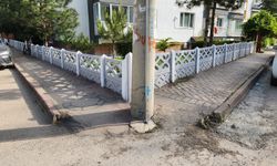 Engelliler için yapılan rampalar, direk ve kutularla kapatıldı