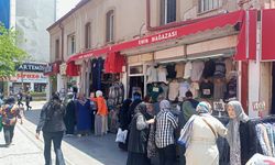 Hamamyolu’nda uygun fiyatlı alışveriş yoğunluğu dikkat çekti