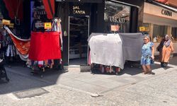 Eskişehir'de sıcağa karşı çarşaflı koruma!